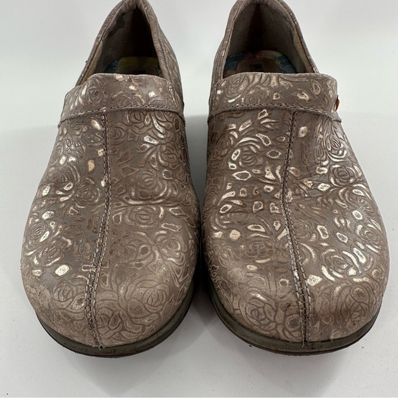 Greys Anatomy soft walk Meredith closed back clogs 8 brown oil slip resistant - Picture 2 of 14